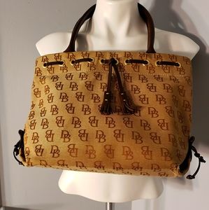 Dooney & Bourke Tassel Tote Signature Print